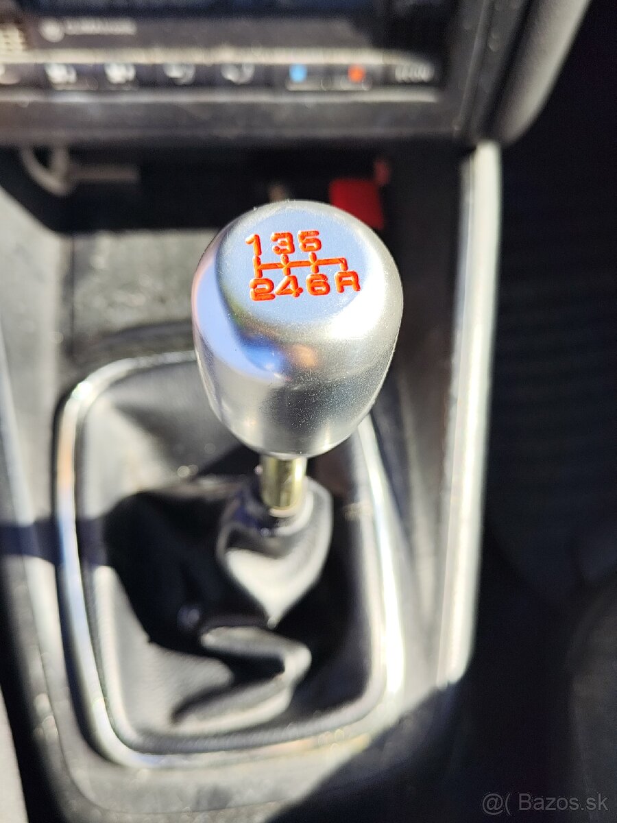 WV Golf IV ,96 kW - 7