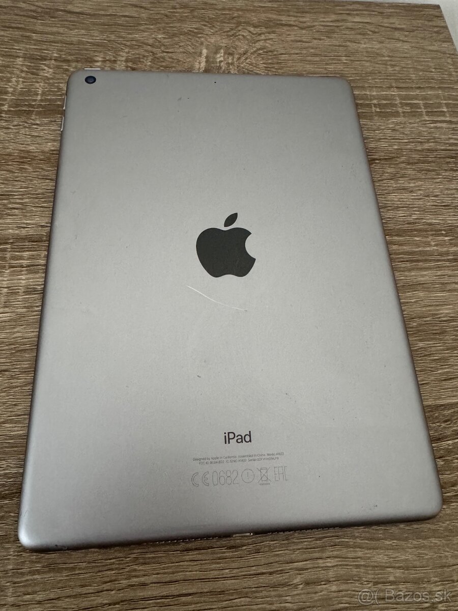 Apple iPad 5.Gen 32gb Wi-Fi Spacegray - 7