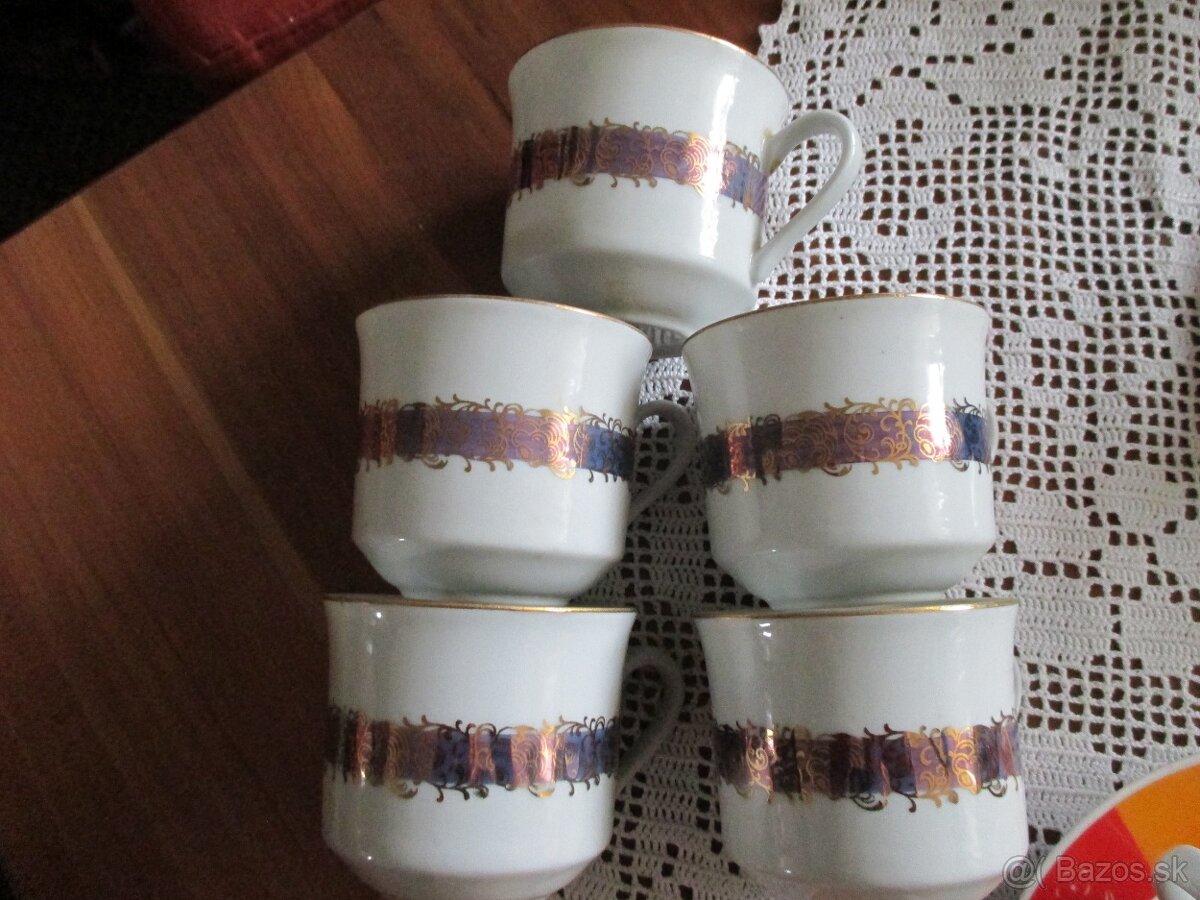 hrnčeky, tanierky, taniere - 7