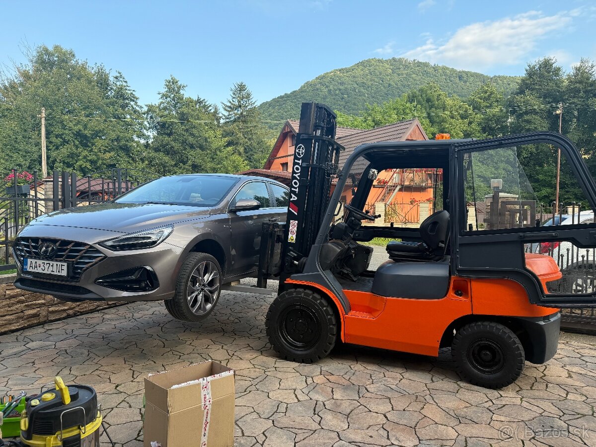 TOYOTA - VZV - 3,5 TONY - DIESEL - KABÍNA - PREDÁM - 7