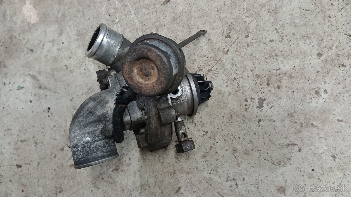 Kia k2500 valník 2006r Štartér ,alternator,.. - 7