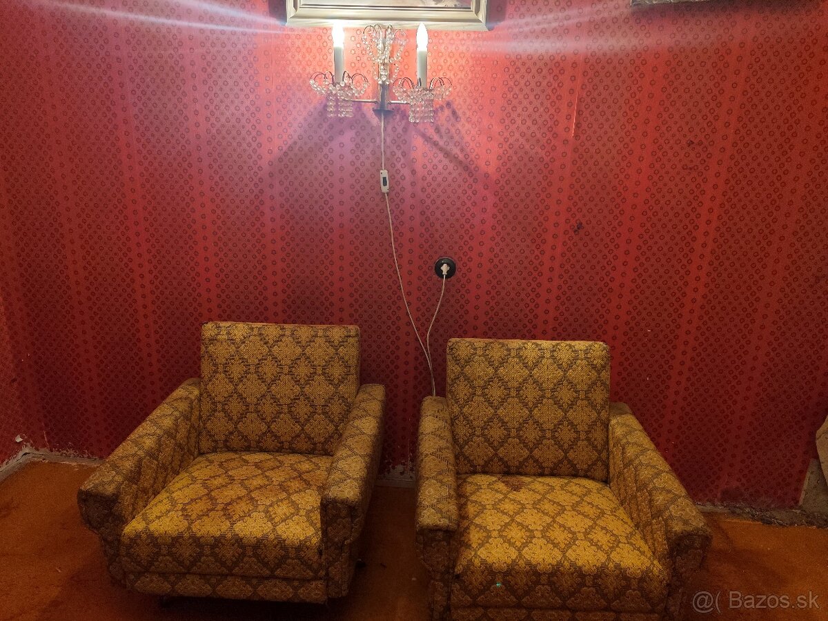 Kreslá, plagáty - 7