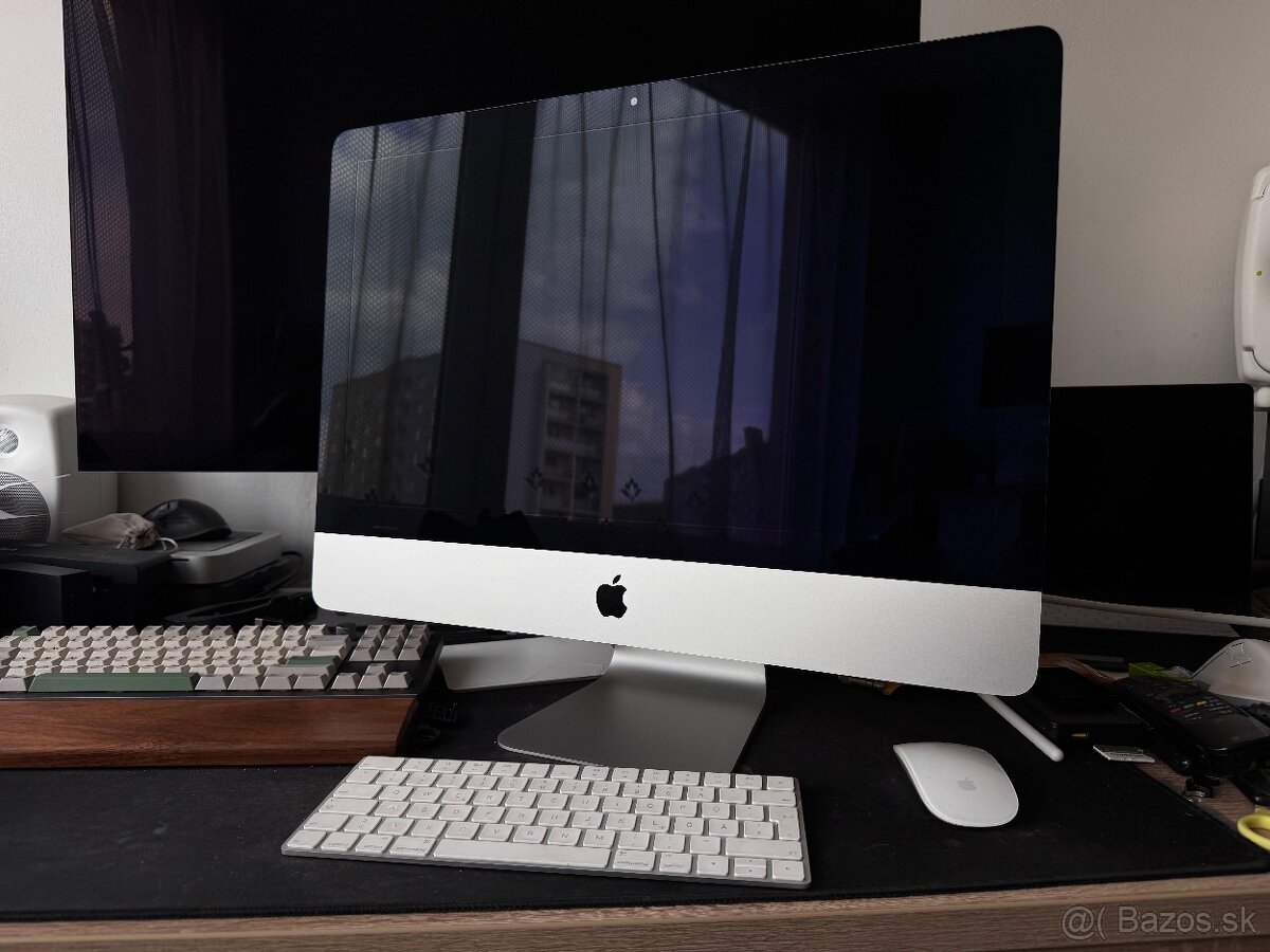 iMac 21.5” 2012 - i5, 8gb ram, 1TB SSD - 7