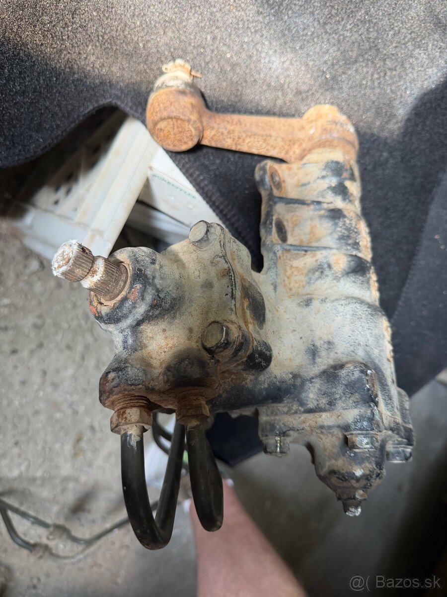 Riadiaca prevodovka Nissan Navara d40, 2,5 dci - 7