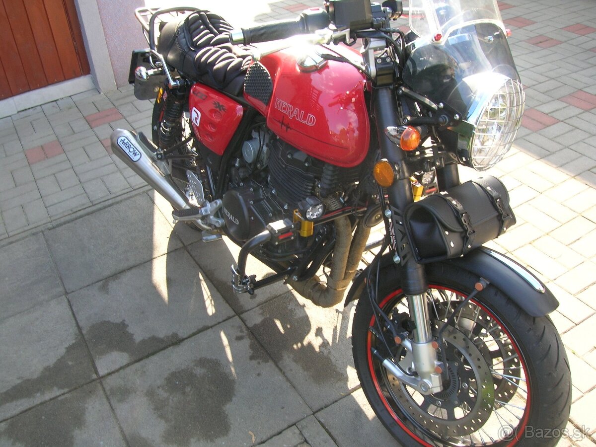 Herald cafe 400 - 7
