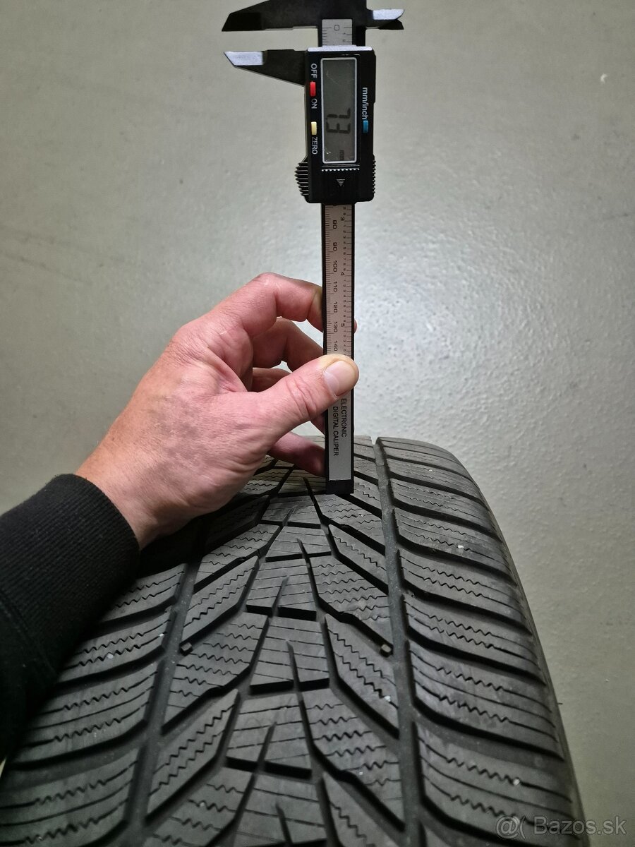 Zimné Hankook 245/35R20 - 7