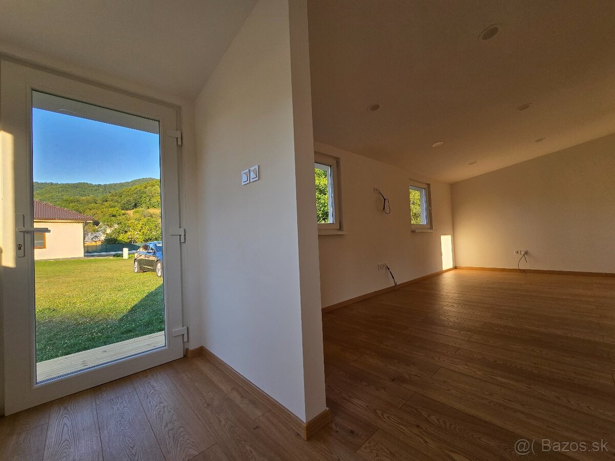 NOVOSTAVBA RODINNéHO DOMU ALEBO CHALUPY - 7