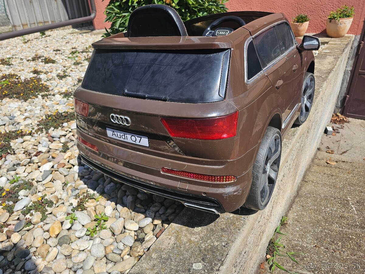 Audi Q7 elektrické autíčko - 7