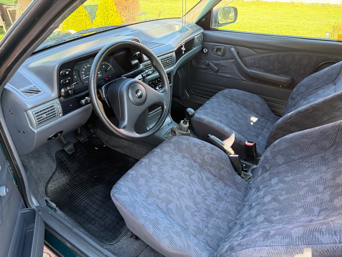 Daewoo Nexia Hatchback 1.5i - 7