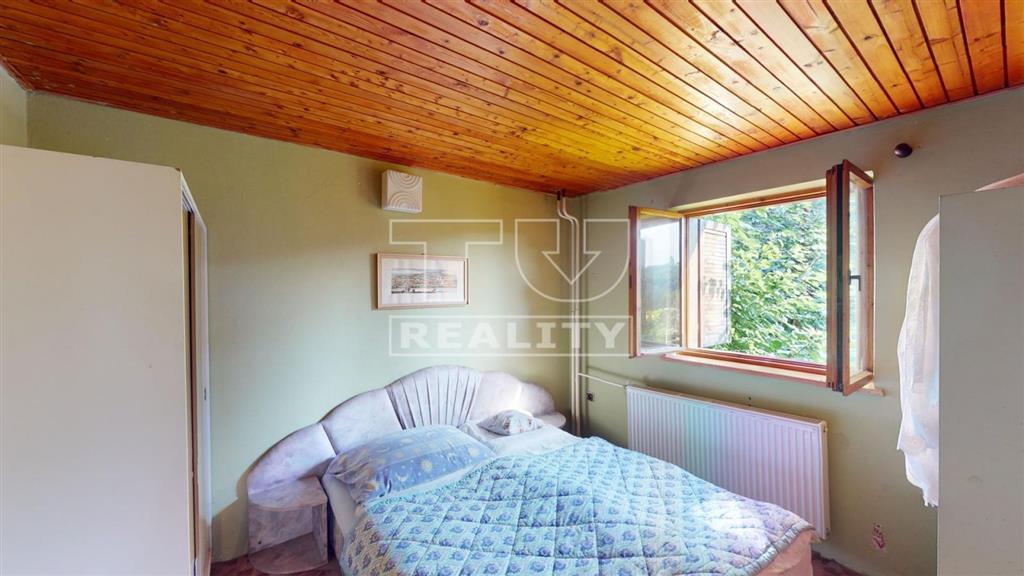 MUROVANÁ CHATA BELUŠSKÉ SLATINY, POD LESOM,OBECNÝ... - 7