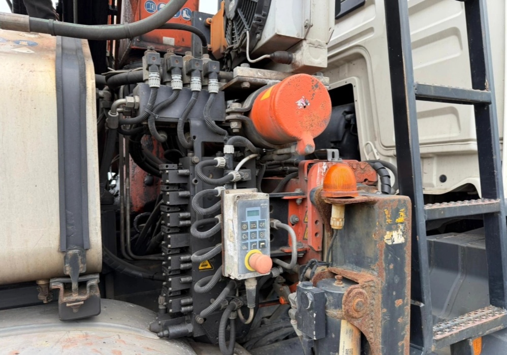 9588 - MAN TGS. 35.400 - 8x2 – Nosič kontejnerů + HR-ATLAS 1 - 7