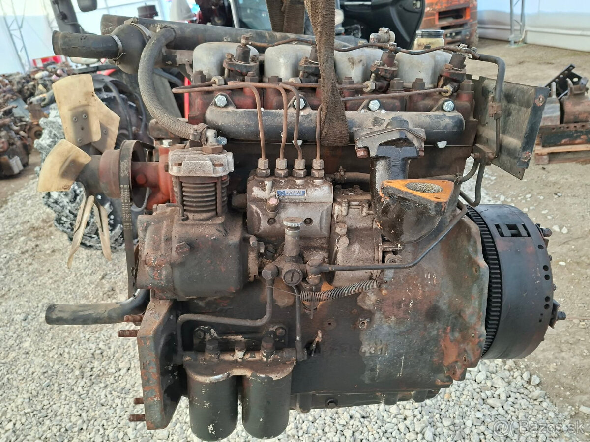 ponúkam zetor Náhradne diely - 7