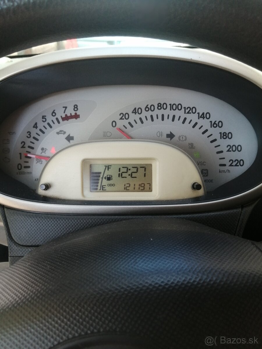 Subaru Justy 1,0 - 7