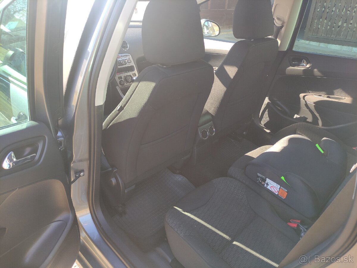 Peugeot 308 SW 1,6 HDI - 7