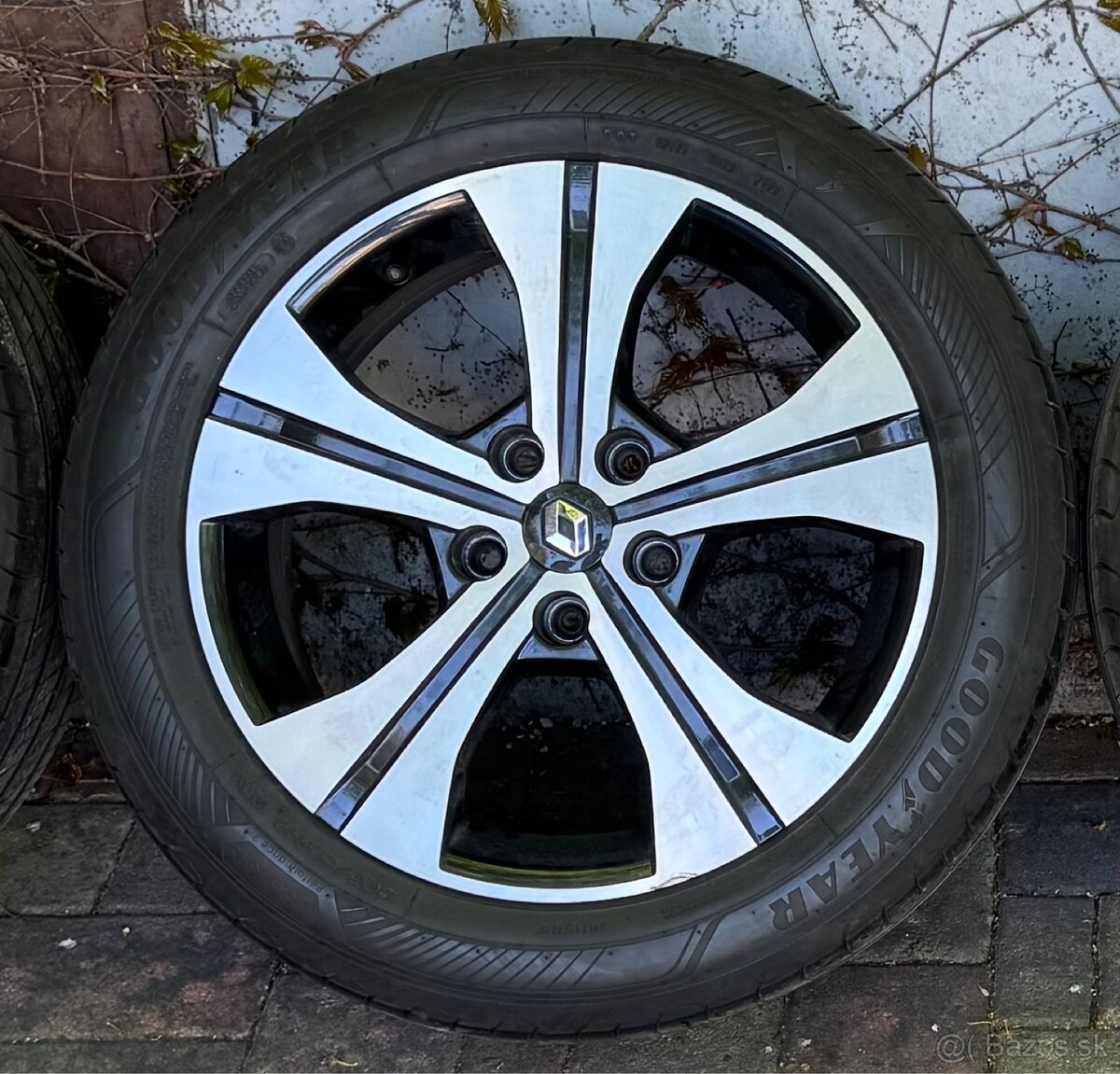 Predám štyri pneumatiky s diskami 205/55R17. - 7