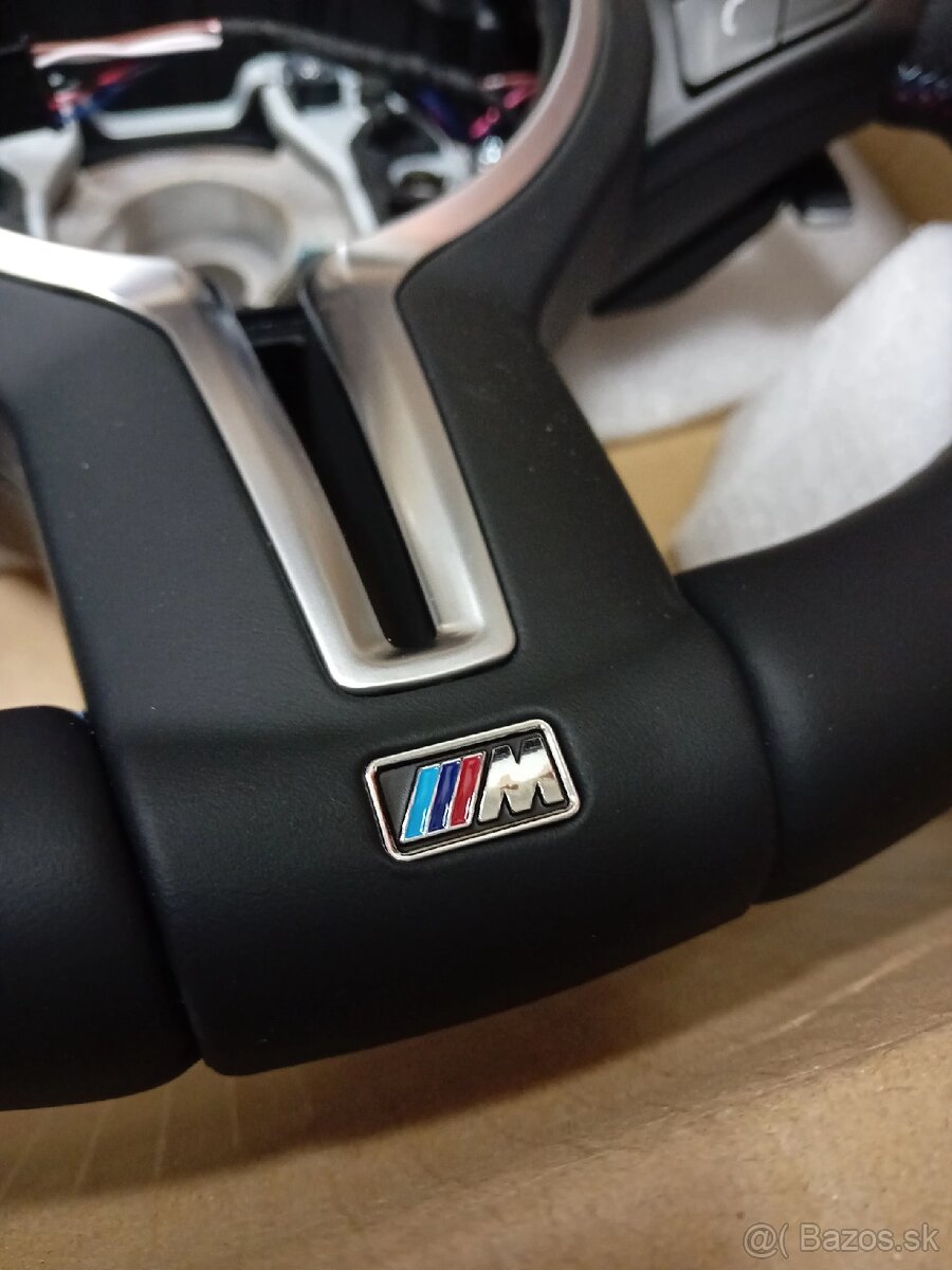 Športový alcantara BMW volant - 7