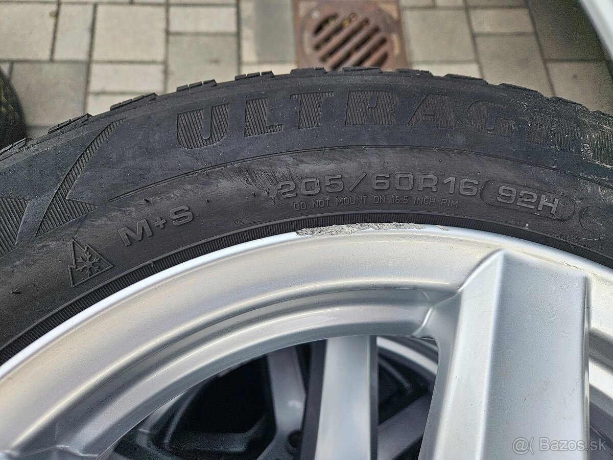 Kolesá Dezent 6.5J x 16 5x112 ET46 Silver 5 - 7