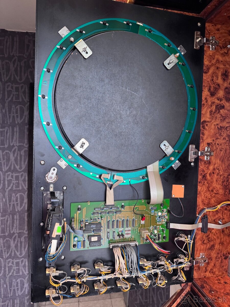 Šípkový automat, elektronicky terč na šípky - 7