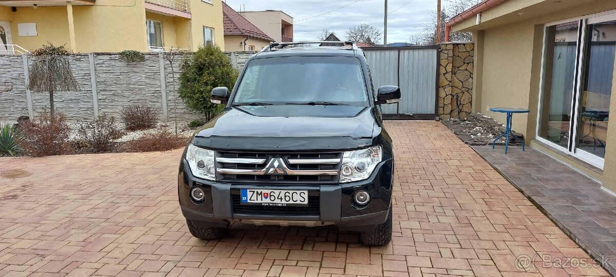 Mitsubishi Pajero - 7