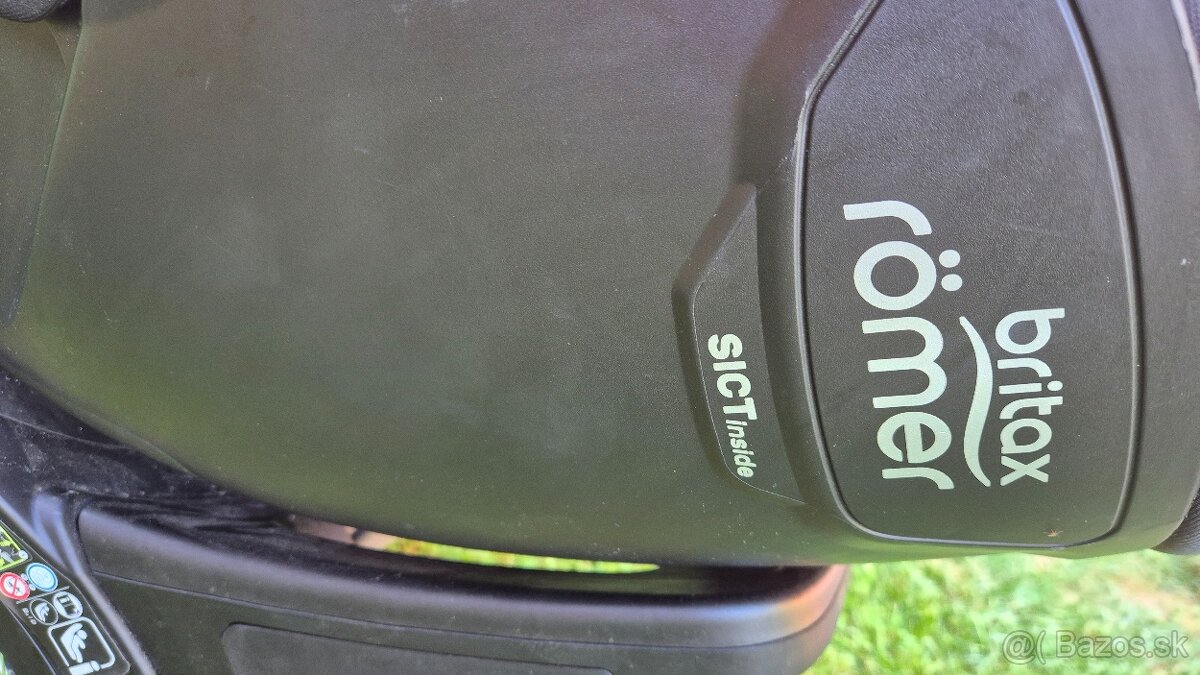 Britax Romer Dualfix M-iSize - otocna - 7