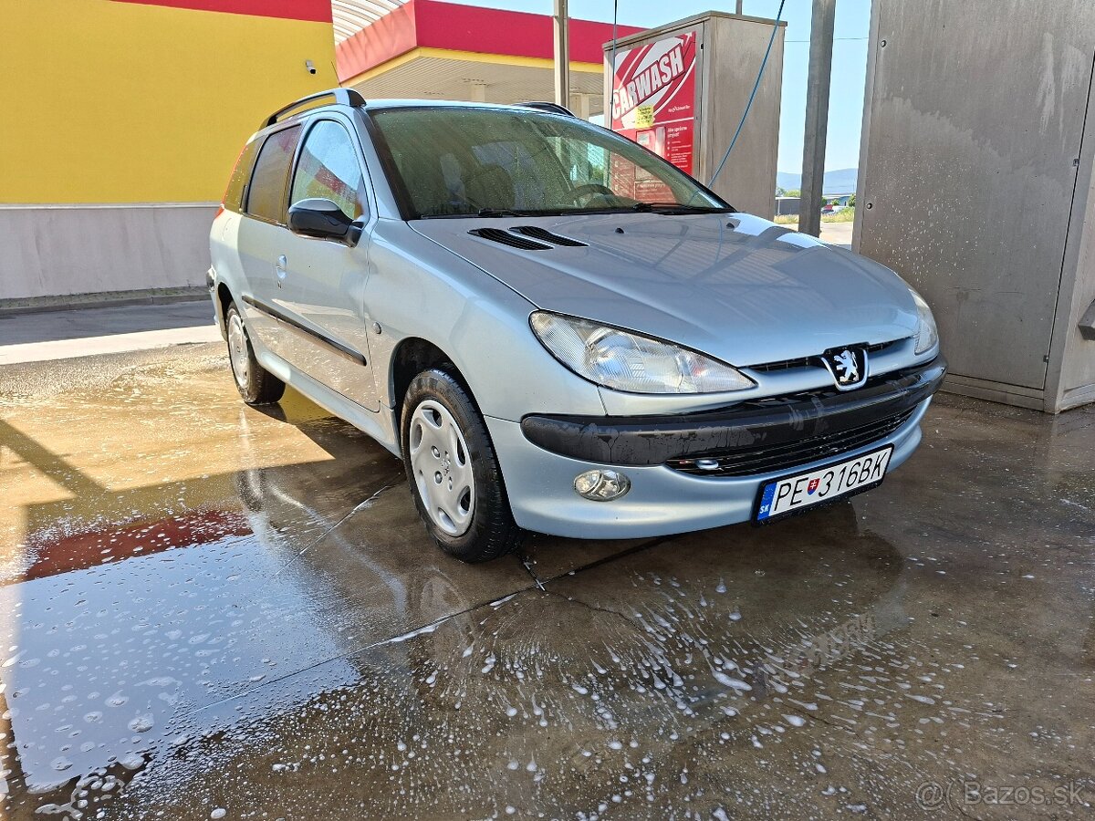 Peugeot 206 SW - 7