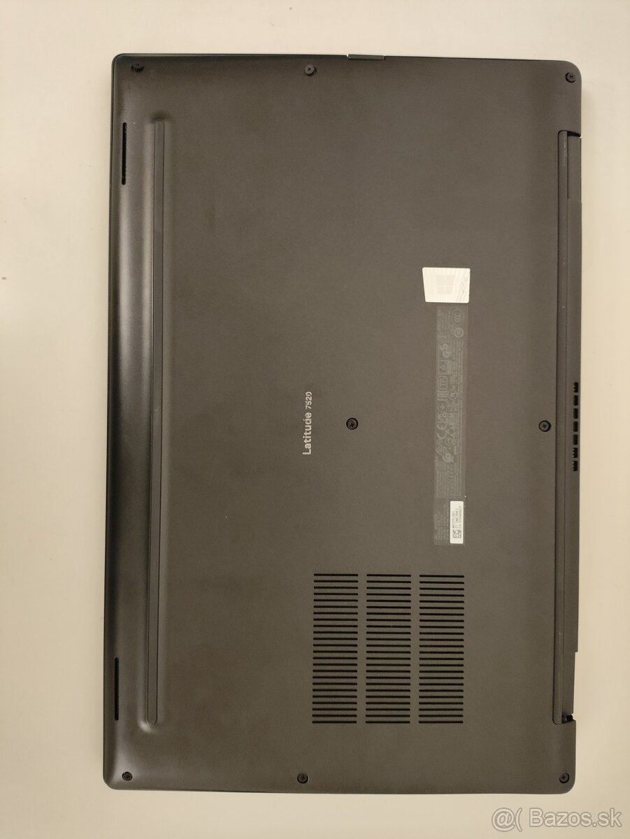 Dell Latitude 7520 | Intel Core i7 (11. gen) • 16 GB RAM • 5 - 7