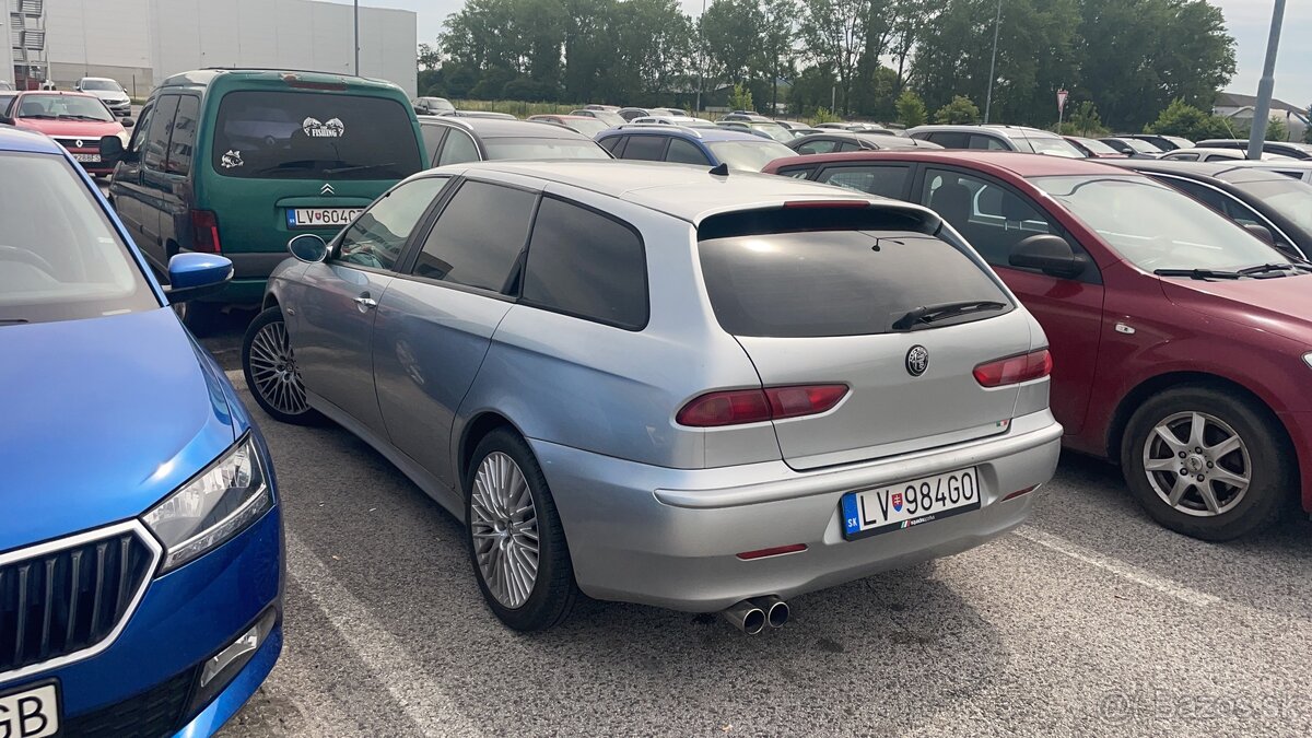 Alfa Romeo 156 2,5 v6 - 7