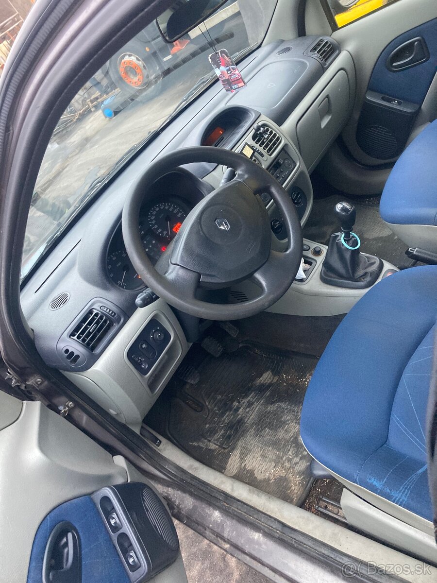 Rozpredam Renault Thalia 1.4 55kw - 7