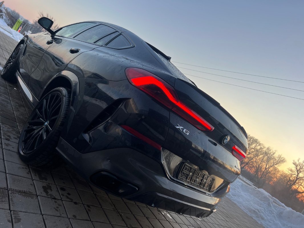 BMW X6 M-PERFORMANCE xDrive 30d 210kw mHEV A/T - 7