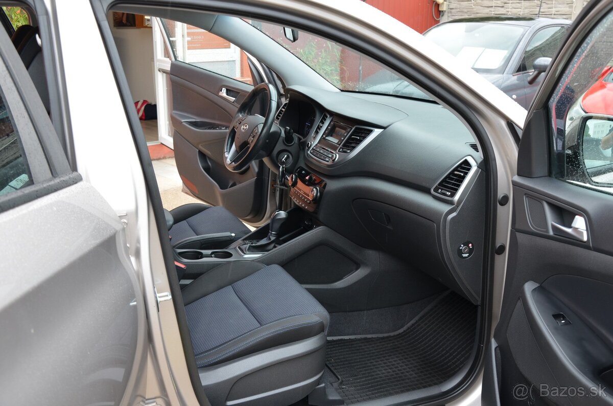 Hyundai Tucson 2,0 CRDi Family 4x4 AT6 100kw - 7