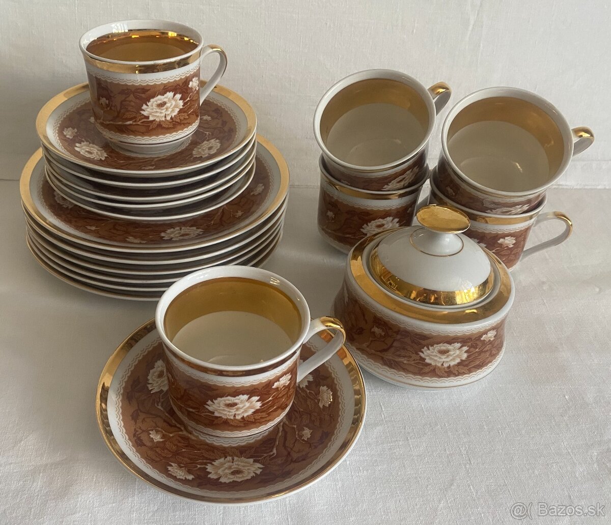 KÁVOVÁ SADA - 7
