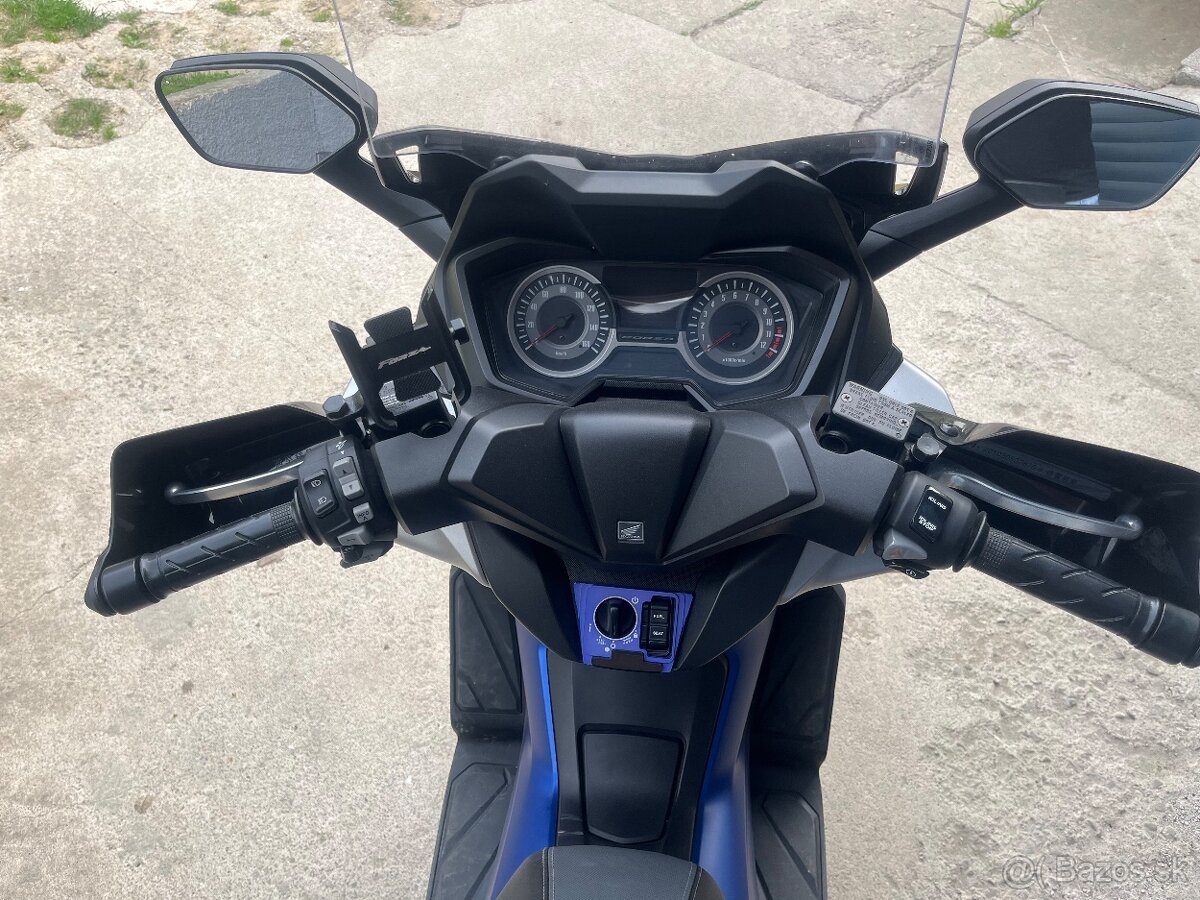 Predam honda forza 125 - 7