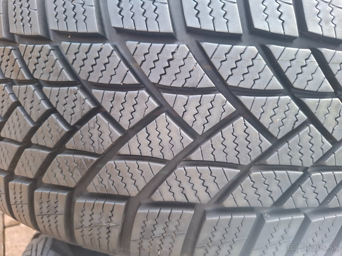 Predám zimné pneu 205/50 R16 MATADOR Nordica na diskoch - 7