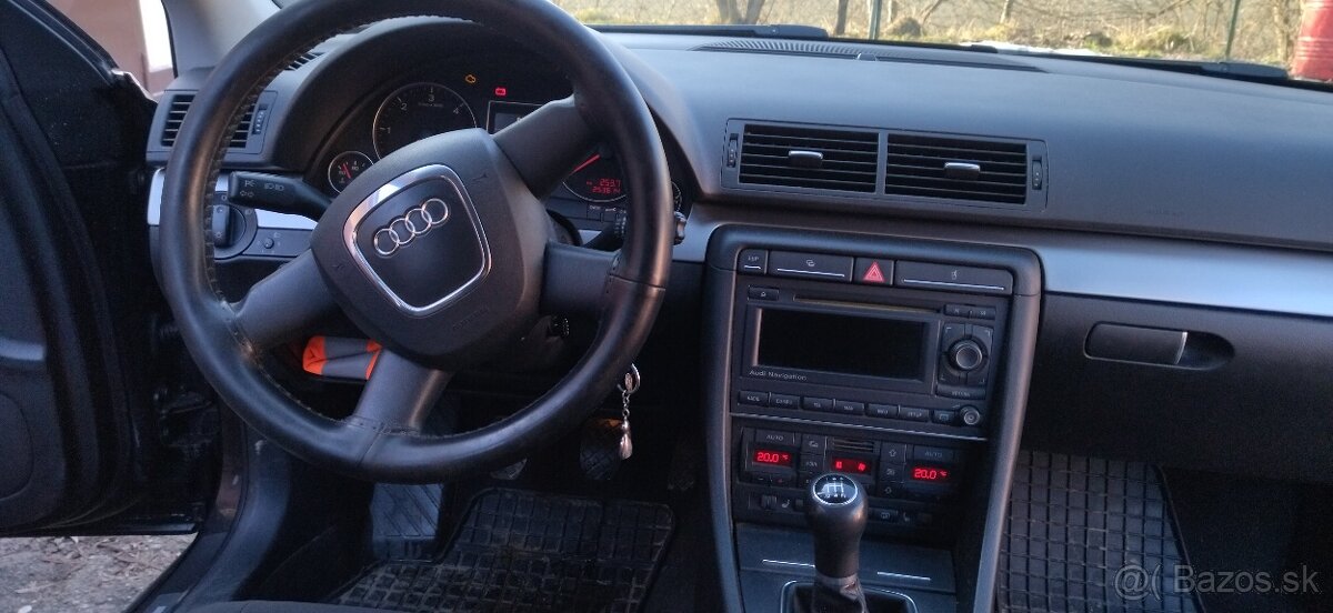 Predám Audi A4 B7 1.9TDI Avant - 7