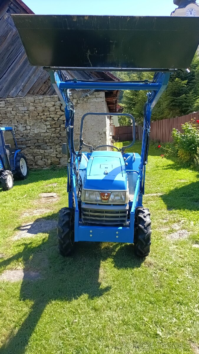 Malotraktor 4x4 s čelným nakladačom Iseki geas 21 - 7