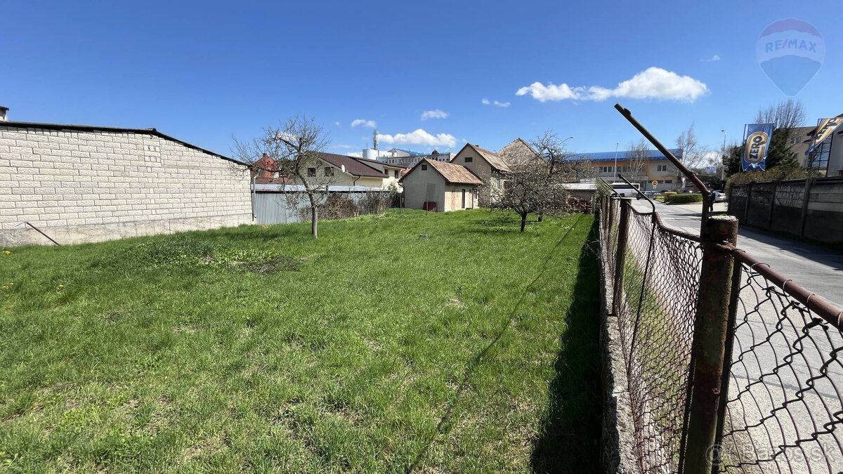 Na predaj: Obchodno-prevádzkový objekt s parkovaním a pozemk - 7