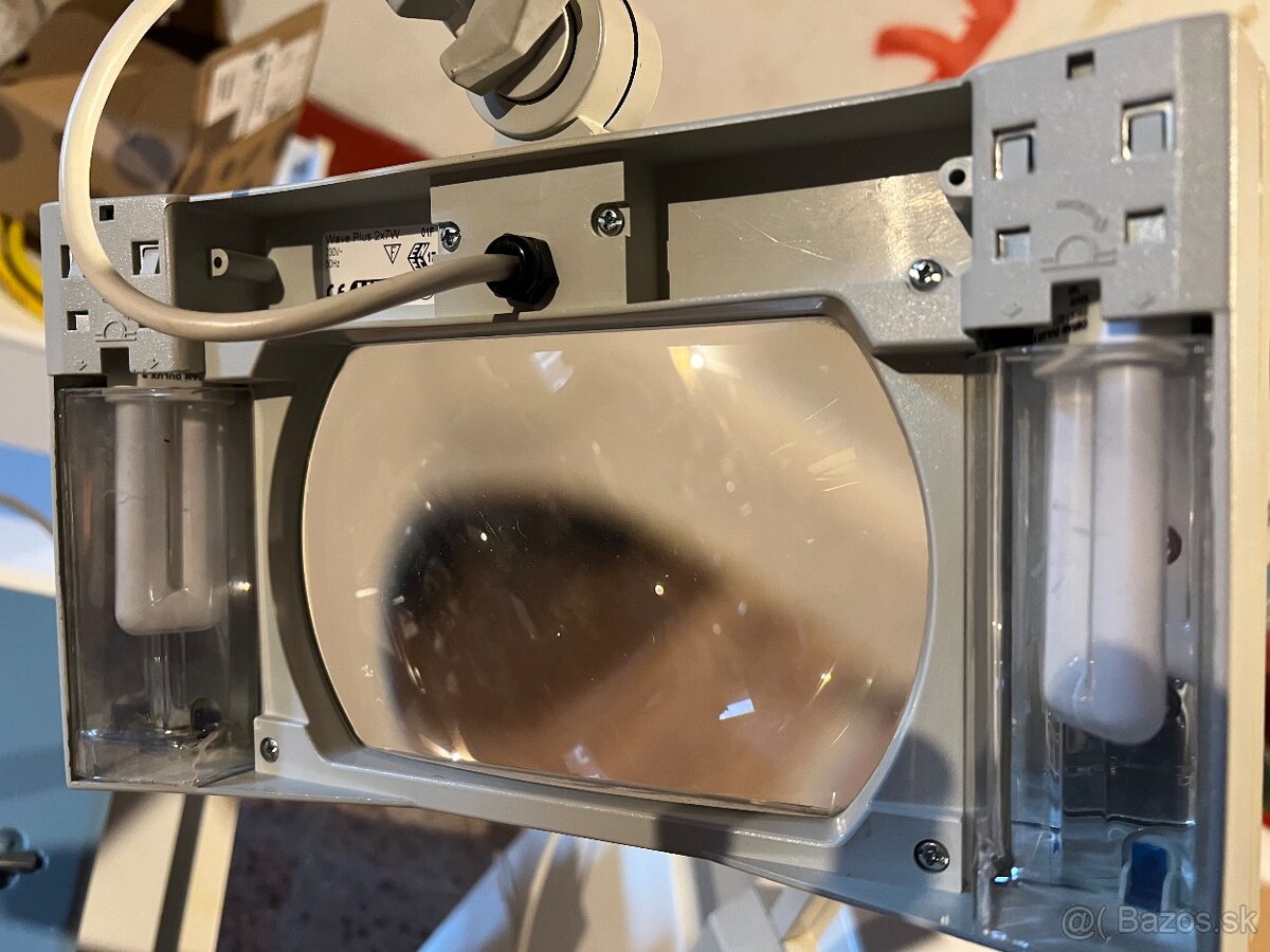 Brúska na pedikúru so stolíkom a svetlom, po servise - 7