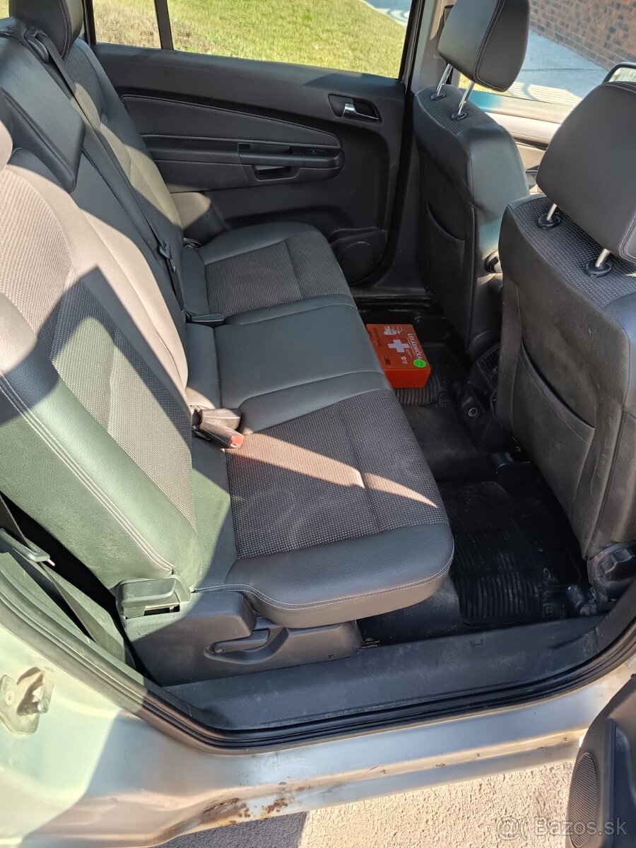 Opel Zafira - 7