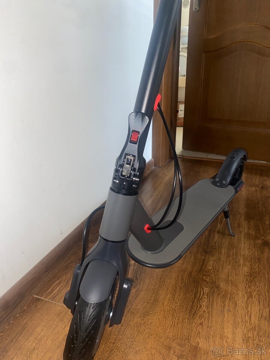 elektrická kolobežka - 7