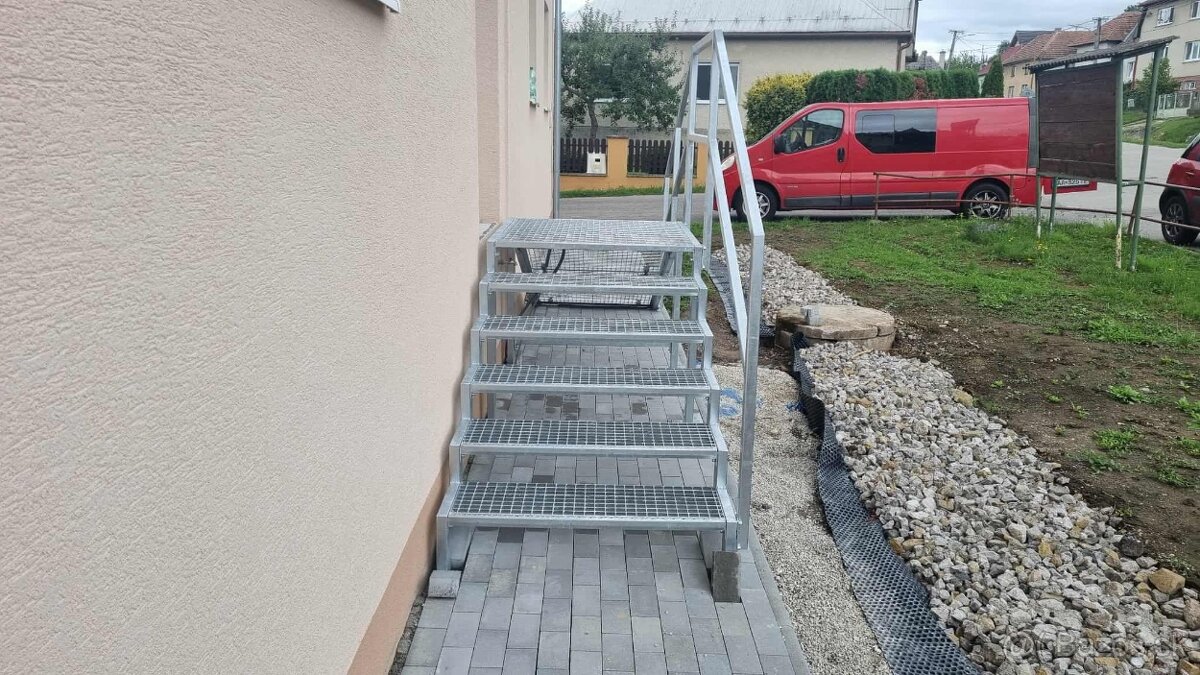 Návrh a výroba ocelových nosných a nenosných konštrukcií - 7