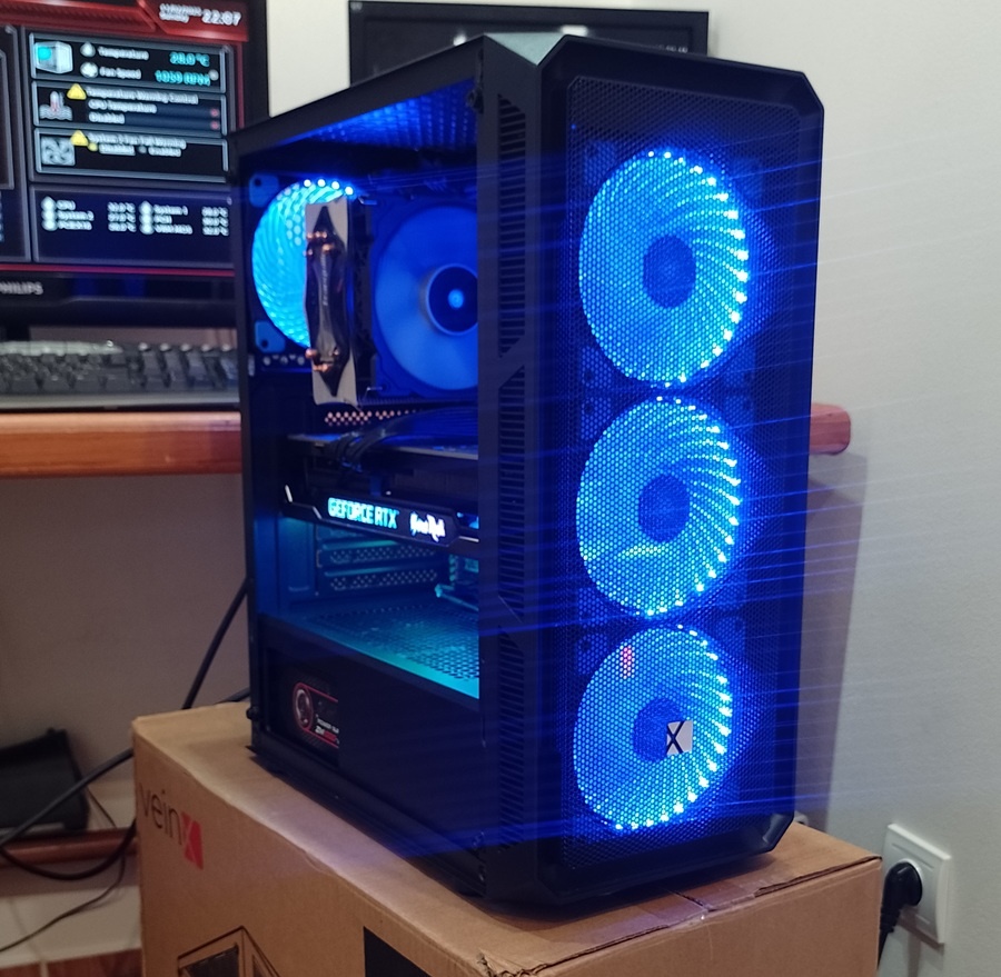 Herný PC s RTX 3070 Ti – 32GB RAM-2x NVMe-i5 8600K+1000W - 7