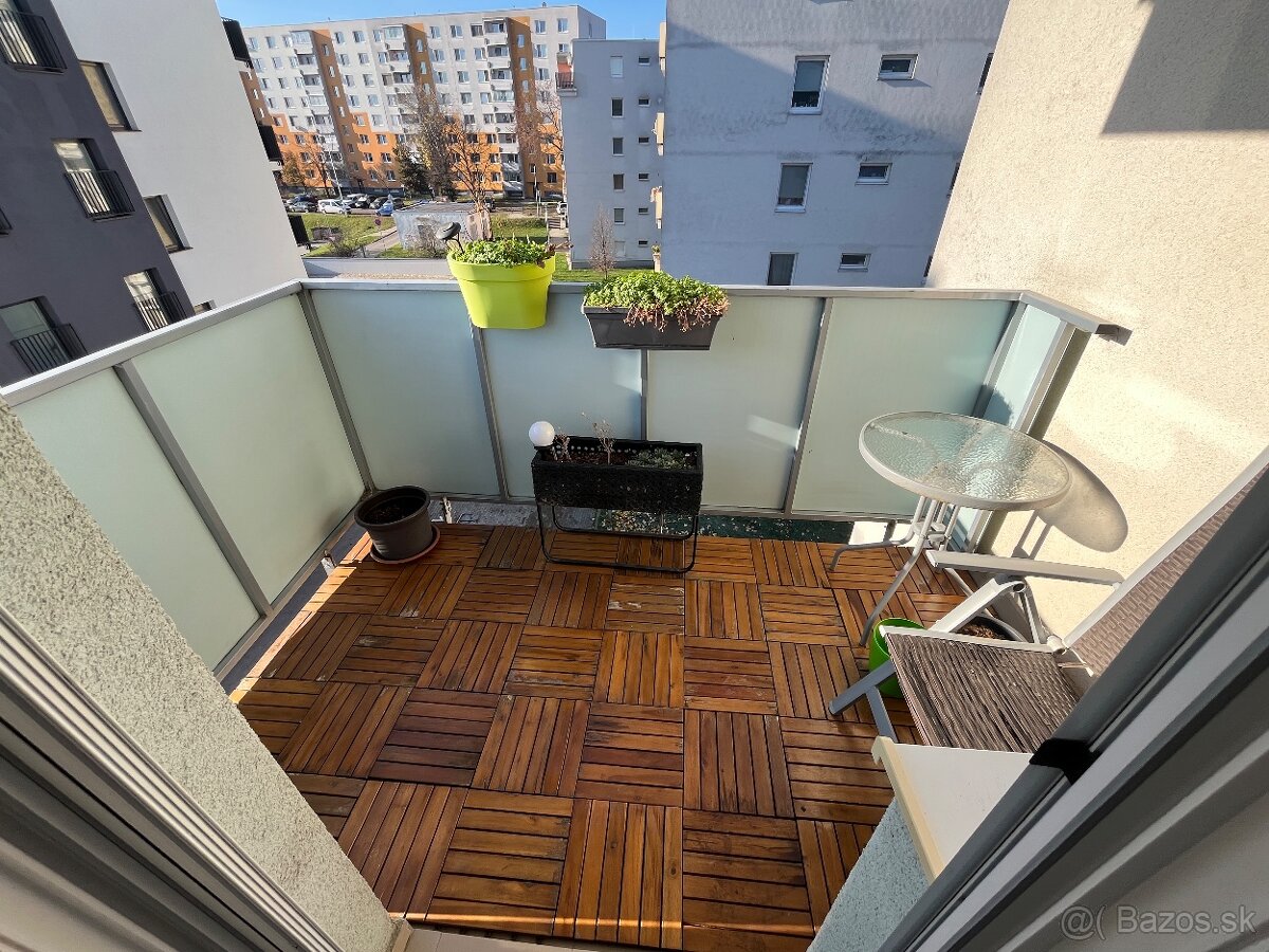 1 izbový byt s parkovacím miestom - 7