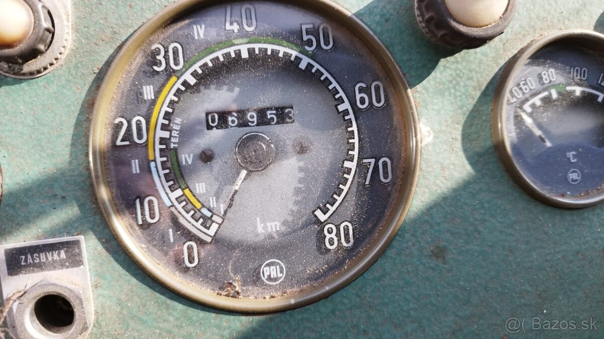 Praga V3S valník - 7