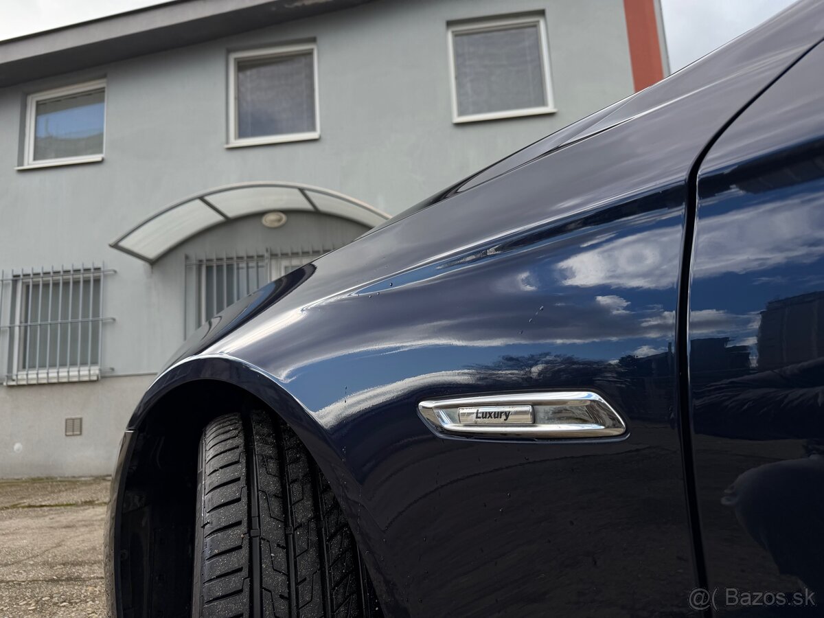 BMW 520D Luxury line - 7