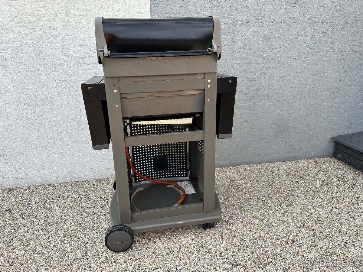 PLYNOVY GRIL WEBER SPIRIT - 7