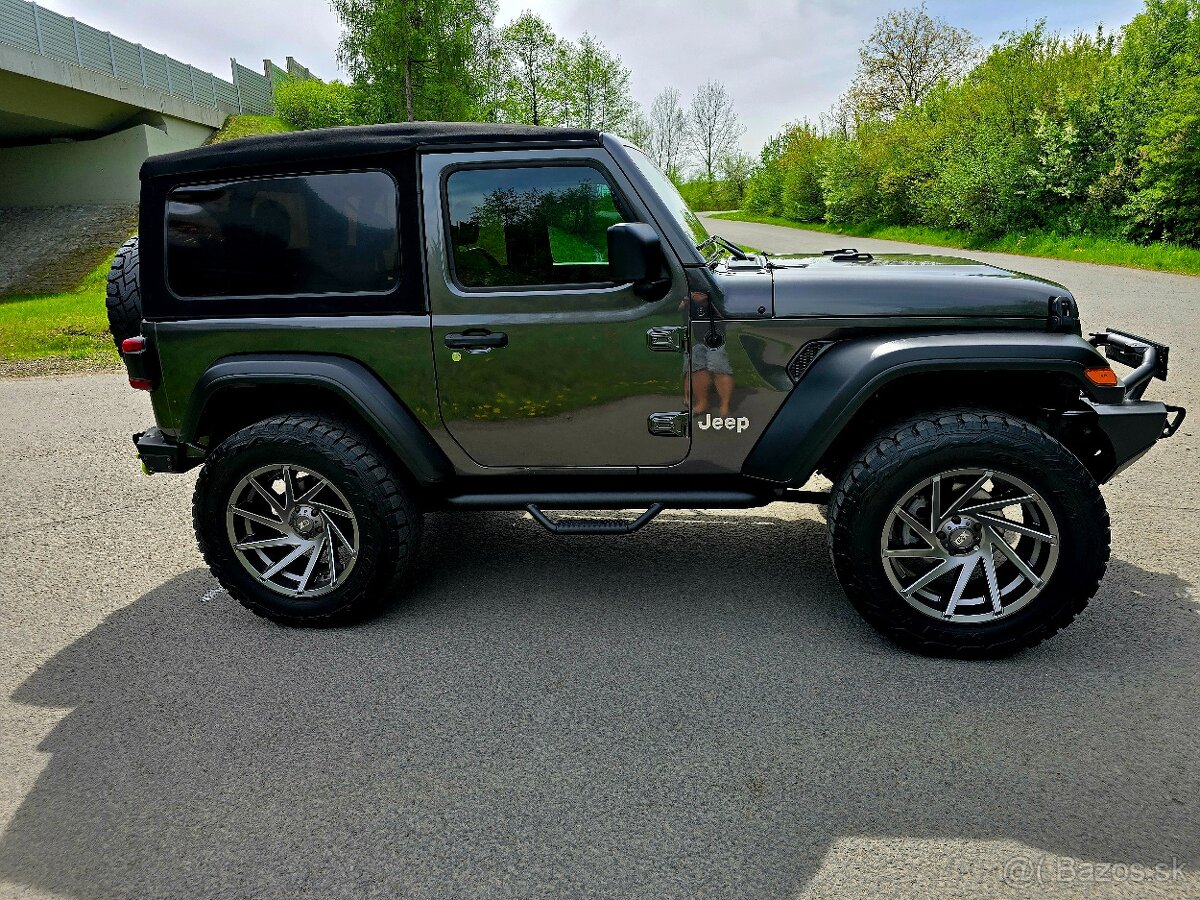 Jeep Wrangler Sport JL, 35" Pneu, 3,6 V6, DPH, NEBOURANÉ - 7