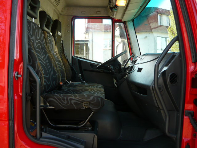 IVECO EUROCARGO ML 120 E 25 CHLADÁK - 7