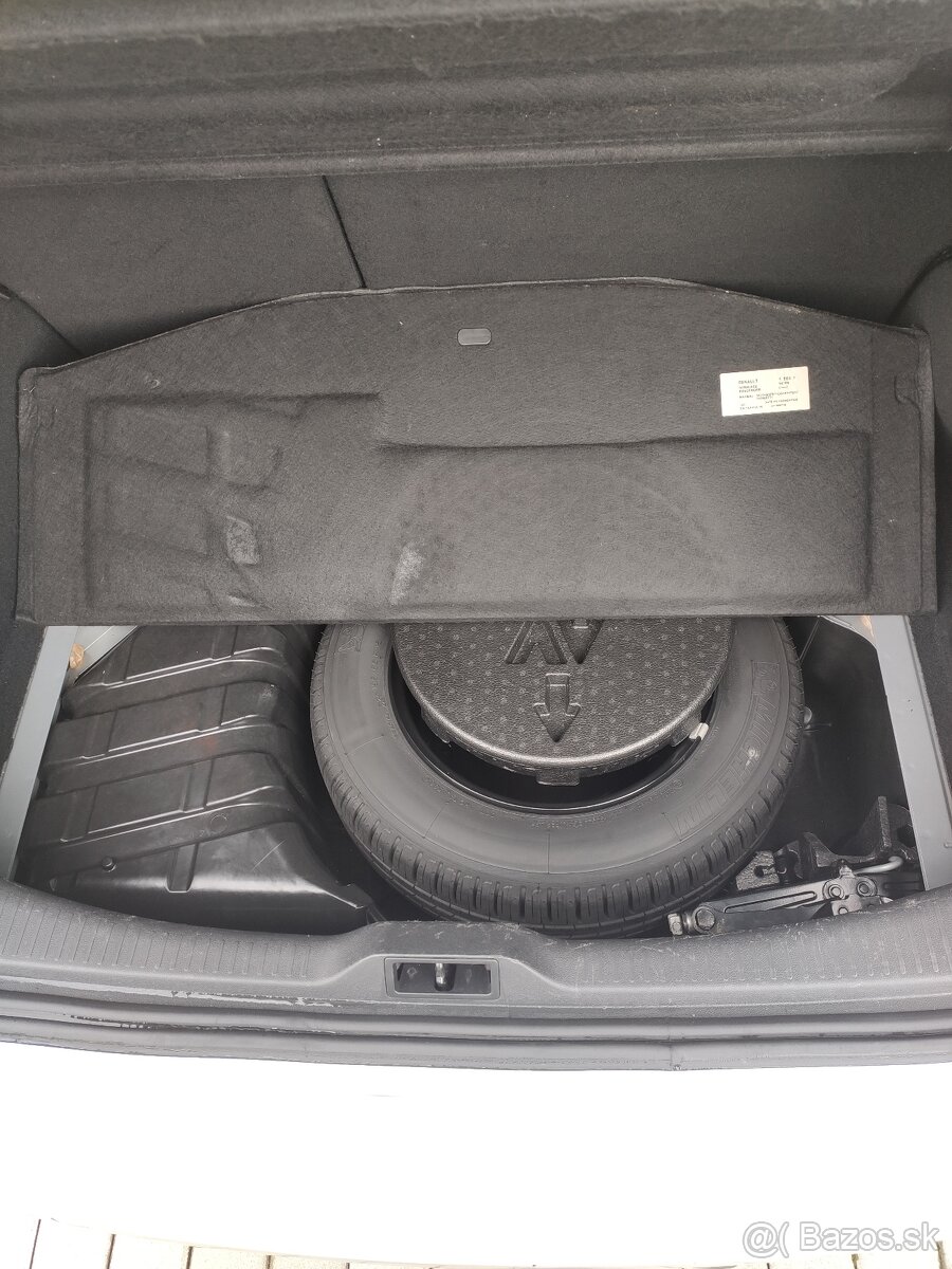 Predám Renault Megane 1.6 16V 110 Limited Edition - 7