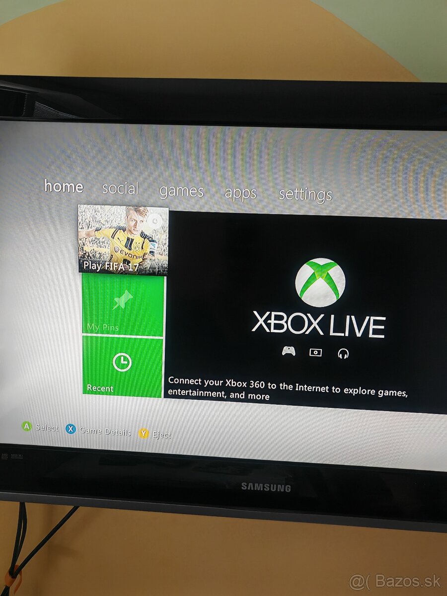 Predám Xbox 360 slim - 7