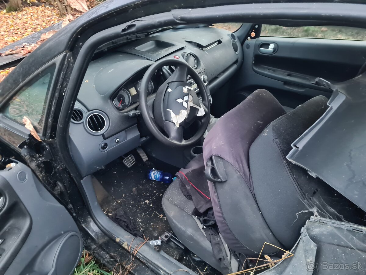 Rozpredám Mitsubishi Colt - 7